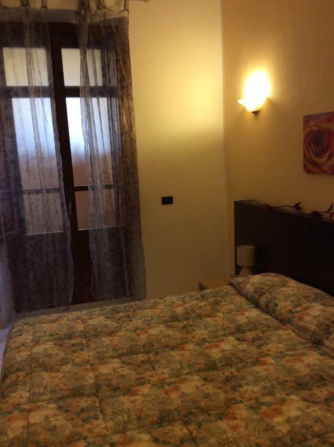 Alloggio Privato Giunic Cagliari Kültér fotó