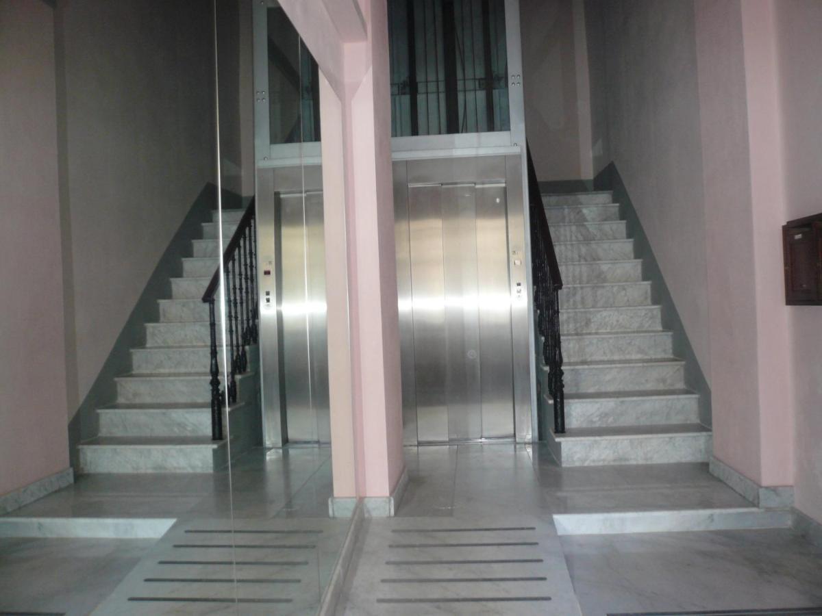Alloggio Privato Giunic Cagliari Szoba fotó